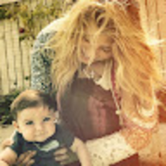 Meet your Posher, Angela - Picture 1 of 1